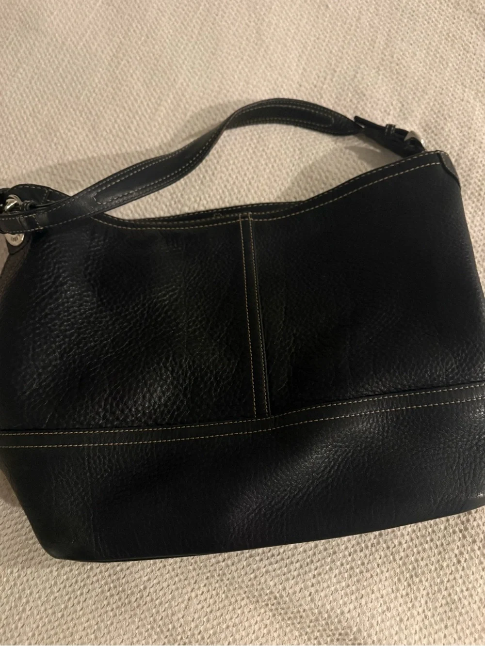 Coach Black Leather Shoulder Bag with Contrast Stitching